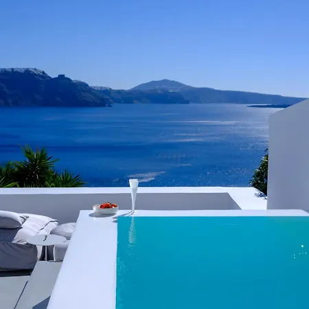 Villa Lcv Oia Lathouri Cave Villa With Heated Plunge Pool Oia (Santorini)